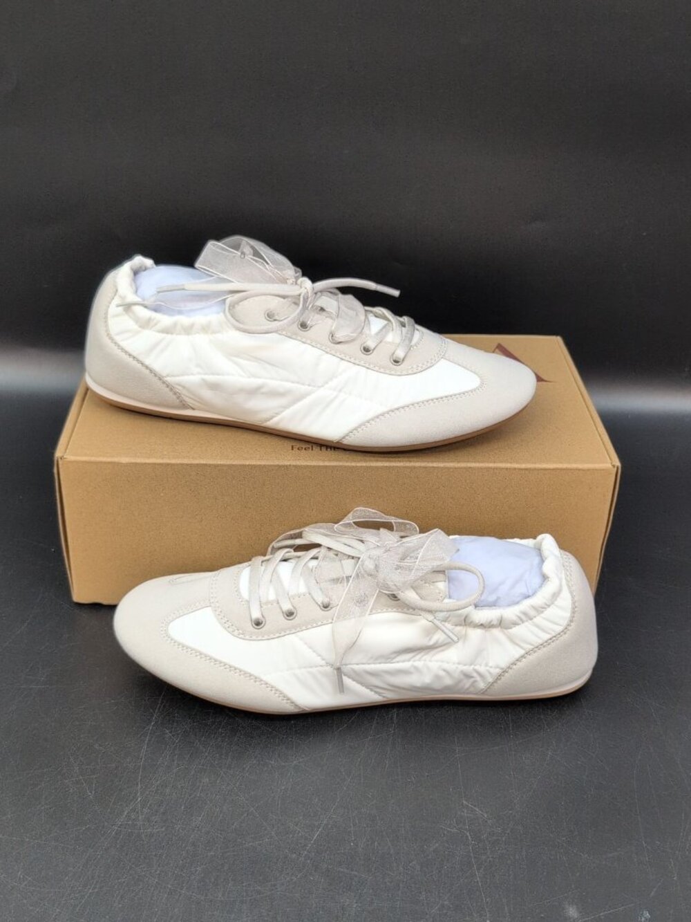 Vivaia Yancy Ribbon Lace Sneakerina Shoes Womens 6 White Grey E20391680